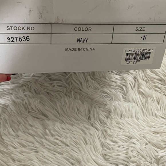 Aj Valencia booties nwt - Picture 8 of 9